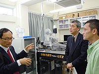 Prof. Andrew H.-J. Wang and Prof. Yao Meng-Chao visit the Laboratory of Molecular Biotechnology Programme, School of Life Sciences